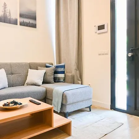 For You Rentals Comodo Apartamento De Un Dormitorio Gan5D Madrid Extérieur photo